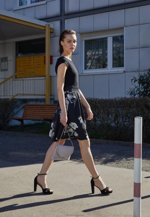 naiset mustat korkeakorkoiset sandaalit Anna Field V2HT1570