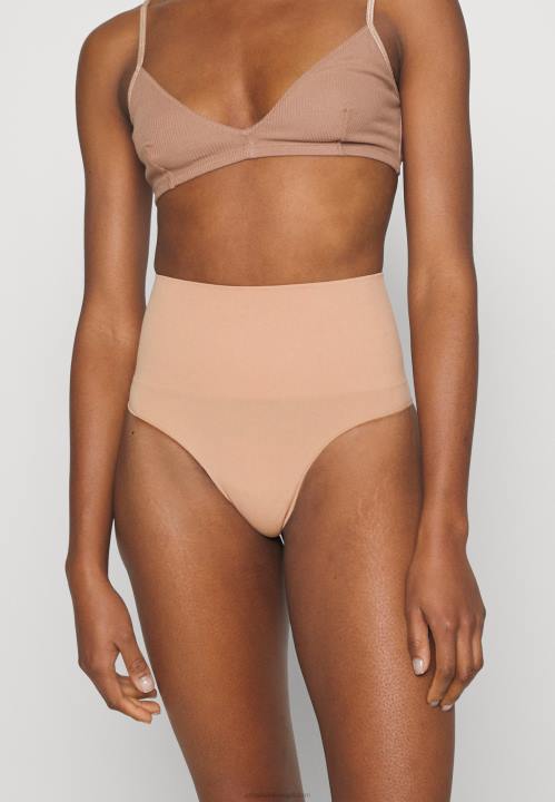 naiset alastonmuotoiluvaatteet Anna Field V2HT1036