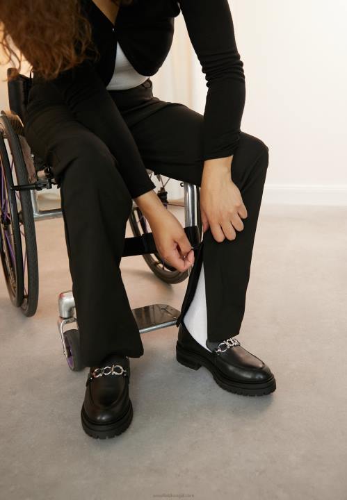 naiset housut mustat Anna Field V2HT642