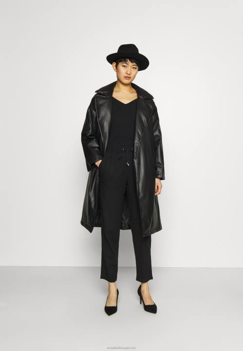 naiset 5 kpl musta toppi Anna Field V2HT485