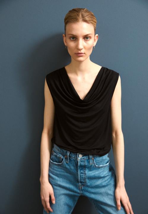 naiset toppi musta Anna Field V2HT459